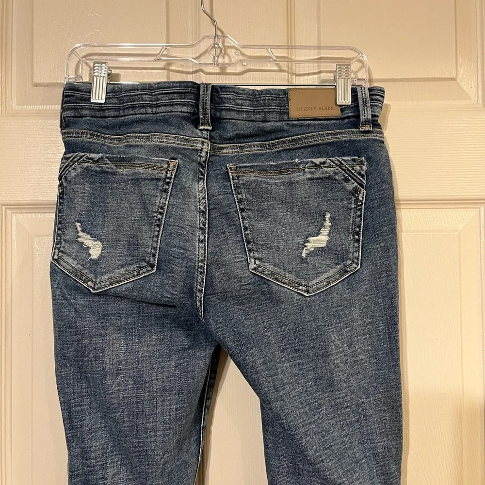 Buckle Black Distressed Ankle Skinny Stretch Blue Jeans Size 26x27 Fit 53 - Picture 8 of 10